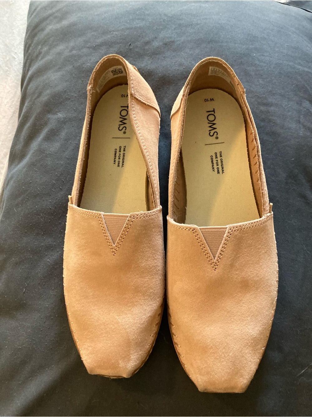 Toms Men’s Slip-On Suede Loafers in Light Tan